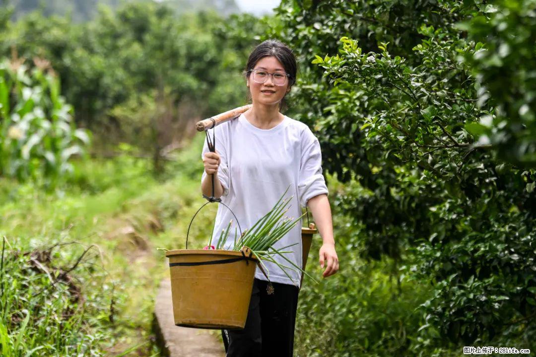 全网追的“扁担女孩”，找了一份暑假工，时薪12元 - 广州生活资讯 - 广州28生活网 gz.28life.com