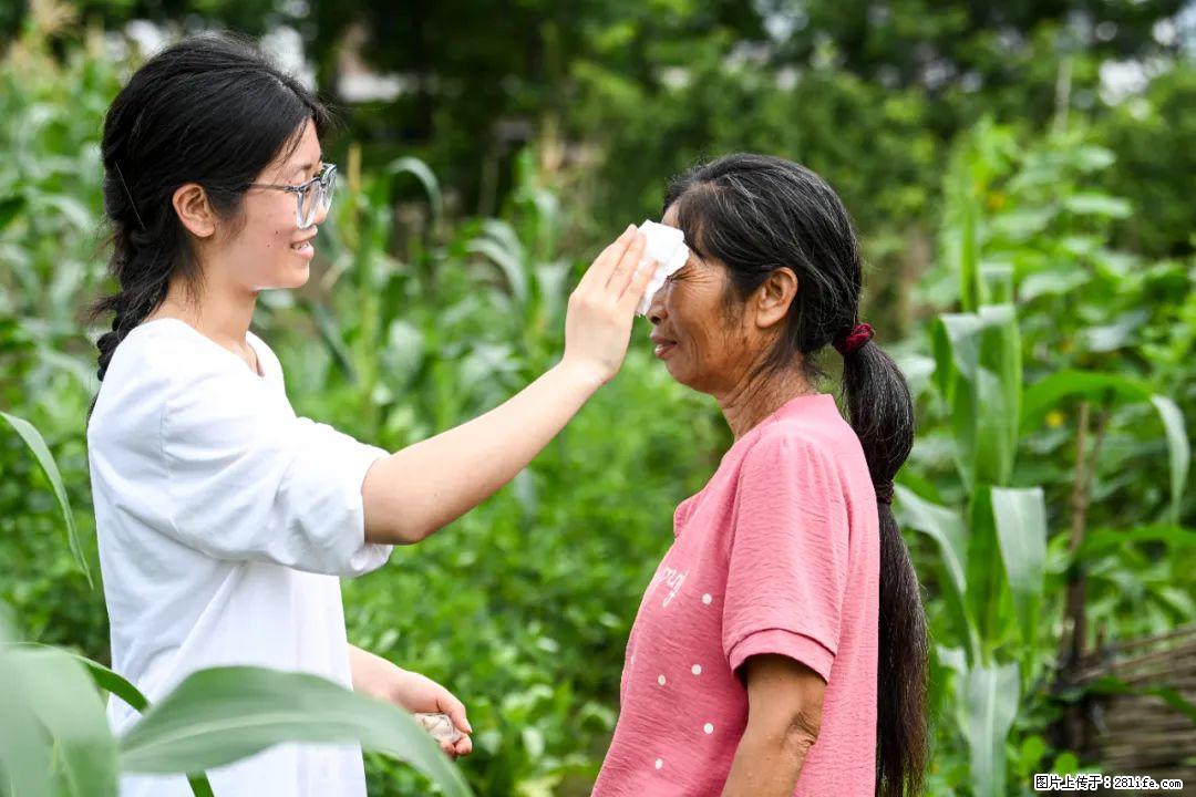全网追的“扁担女孩”，找了一份暑假工，时薪12元 - 广州生活资讯 - 广州28生活网 gz.28life.com